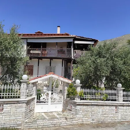 Holiday home Kotrwnas Family Traditional Seaview